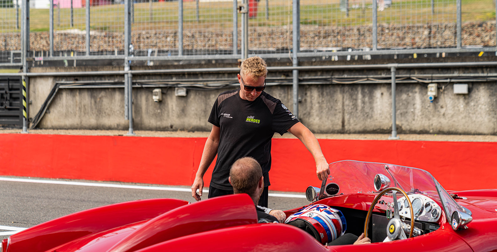 Join The Team Hero 2