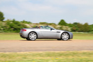 Aston V8 Vantage