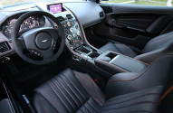 DB9 Aston Martin