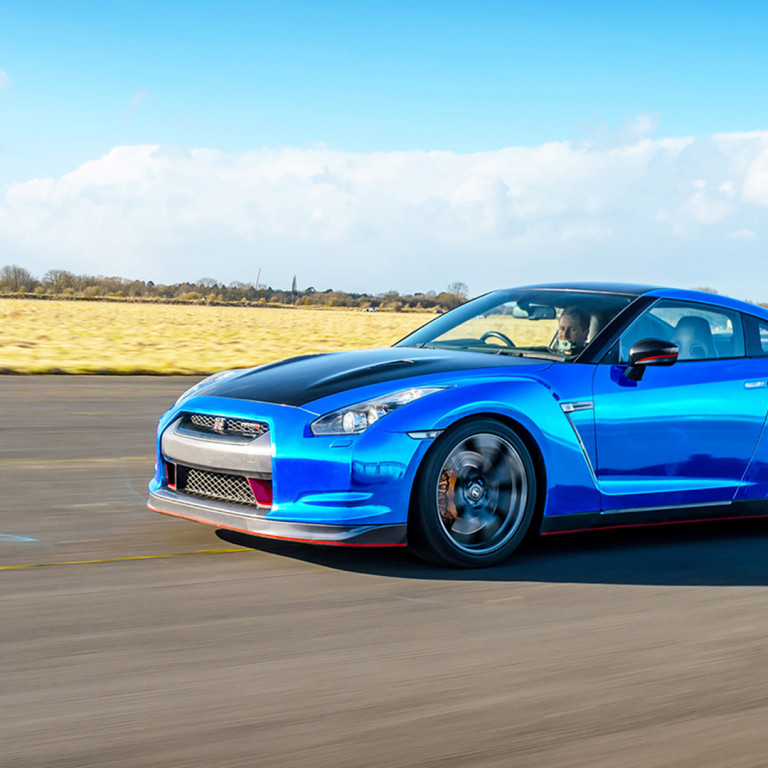 Nissan GTR
